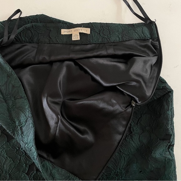 Paper Crown Skirt - Picture 4 of 4